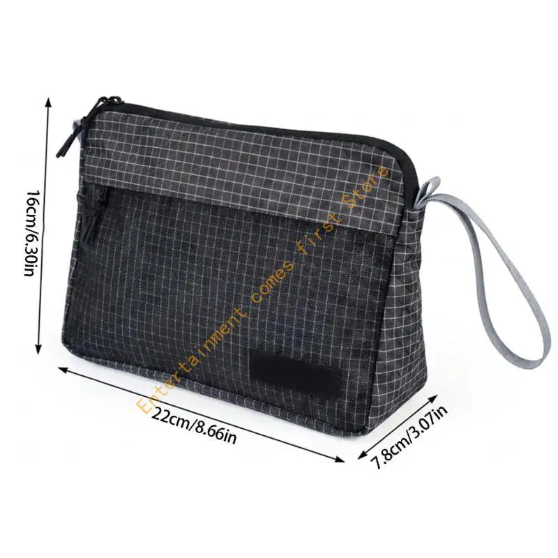 Travel Bag for Toiletries with Nylon Exterior Finish 55KD