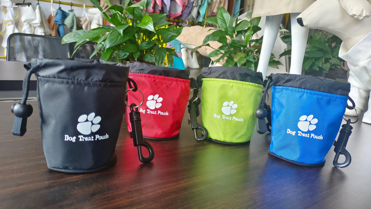 Dog Treat Pouch, Portable& Durable Pet Training Bag Pouch Treat Bag, Drawstring Zipper, Ideal for On-the-Go Snacks, Dog Snacks